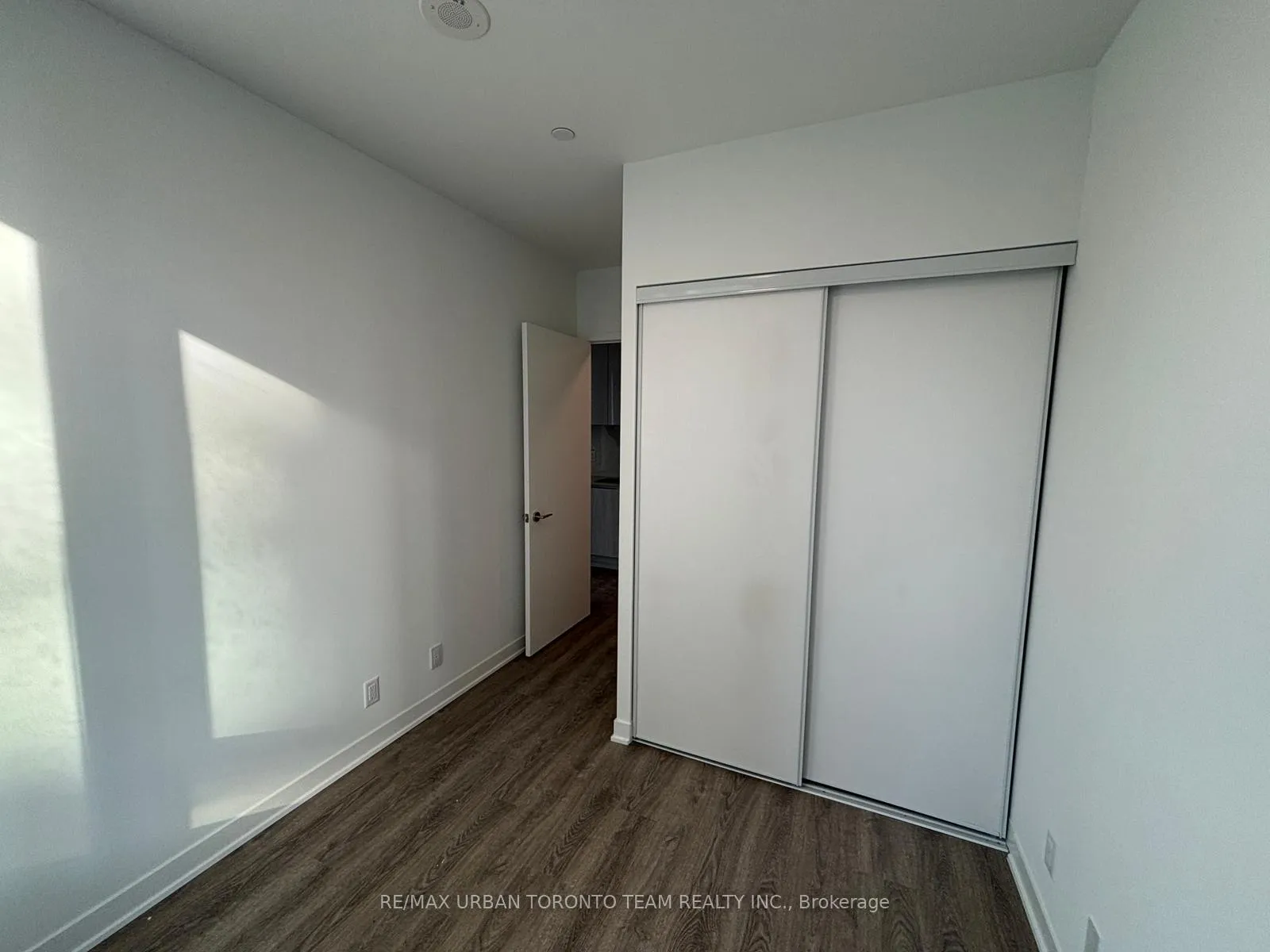 Photo 7 of Unit 1017, 180 Front Street E, Toronto, Moss Park — HOMEH