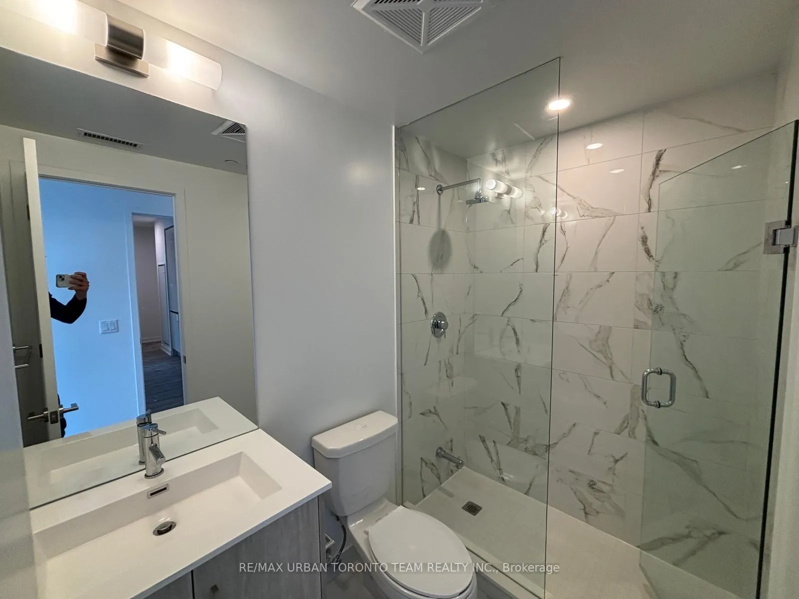 Photo 8 of Unit 1017, 180 Front Street E, Toronto, Moss Park — HOMEH