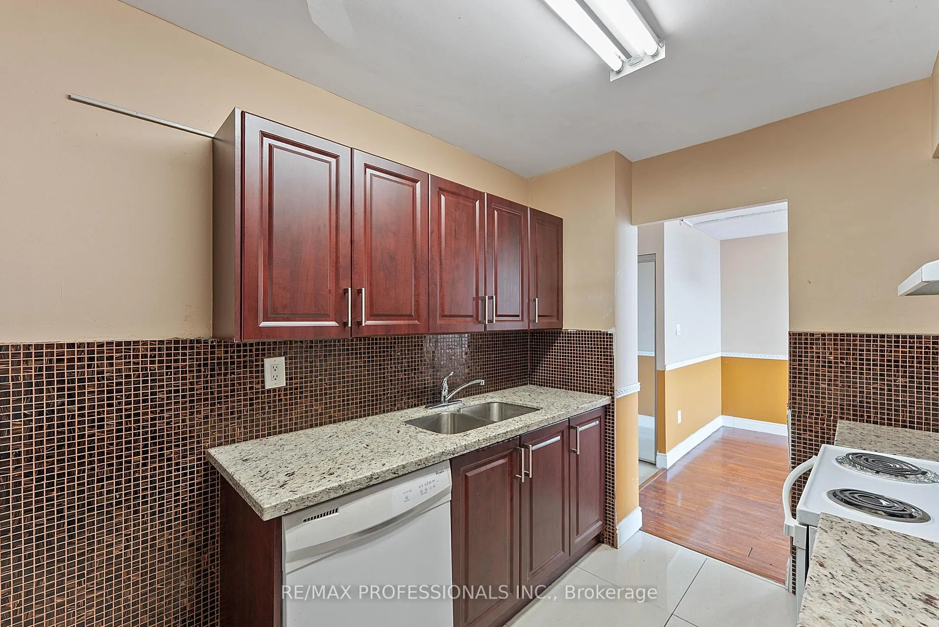 Photo 17 of Unit 1405, 390 Dixon Road, Etobicoke, Kingsview Village-The Westway — HOMEH