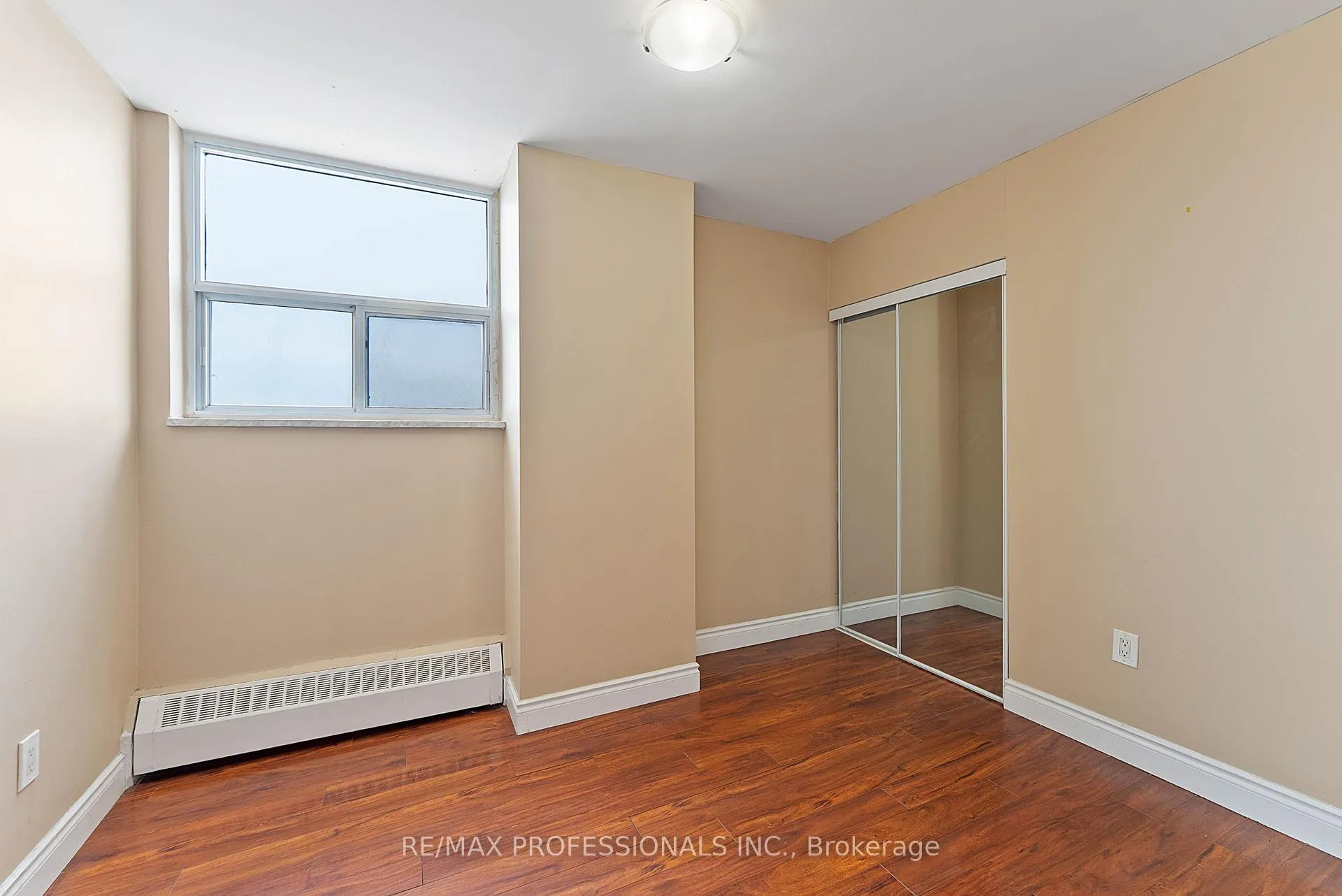 Photo 20 of Unit 1405, 390 Dixon Road, Etobicoke, Kingsview Village-The Westway — HOMEH