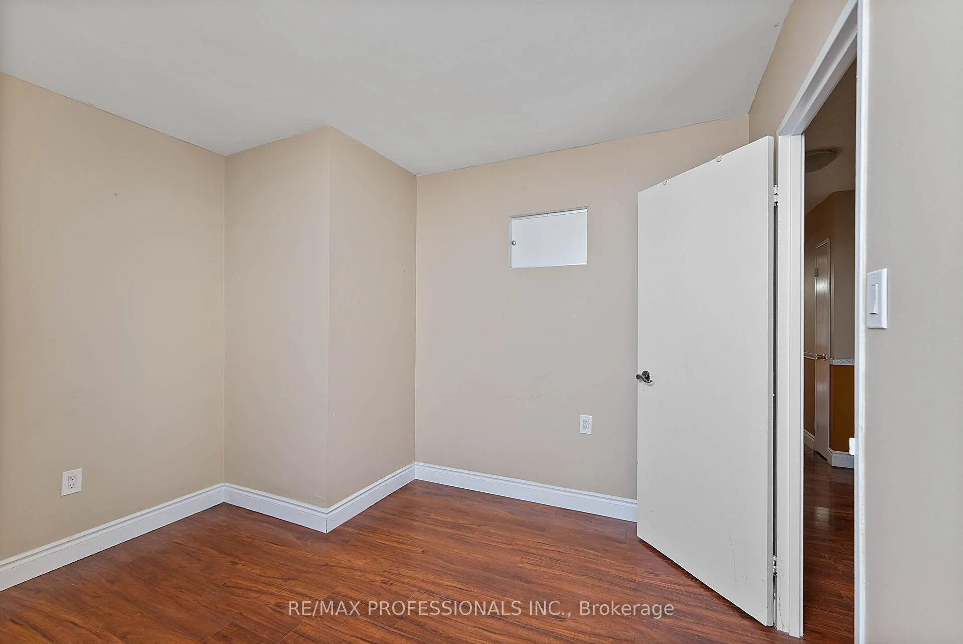 Photo 22 of Unit 1405, 390 Dixon Road, Etobicoke, Kingsview Village-The Westway — HOMEH