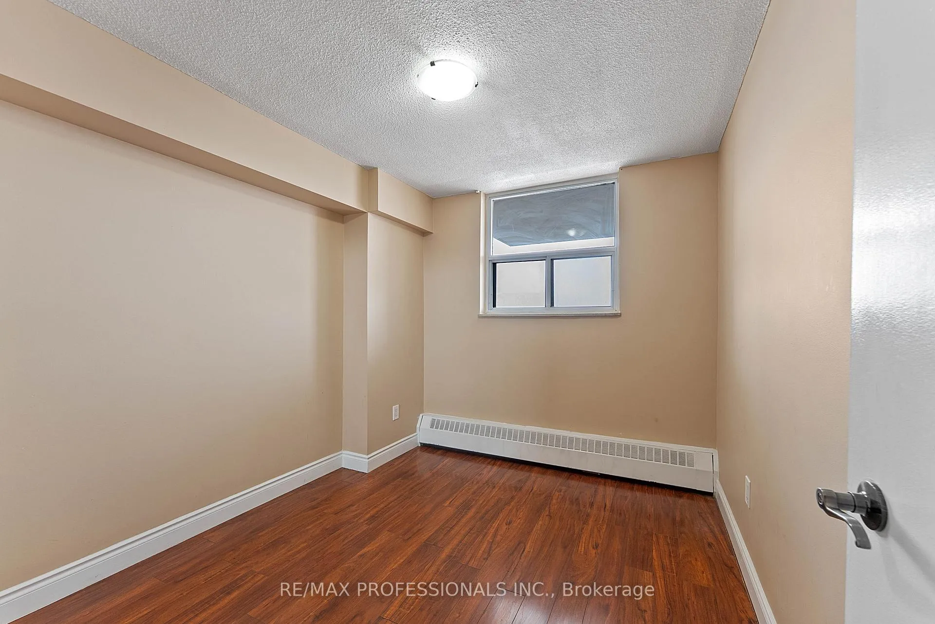 Photo 26 of Unit 1405, 390 Dixon Road, Etobicoke, Kingsview Village-The Westway — HOMEH