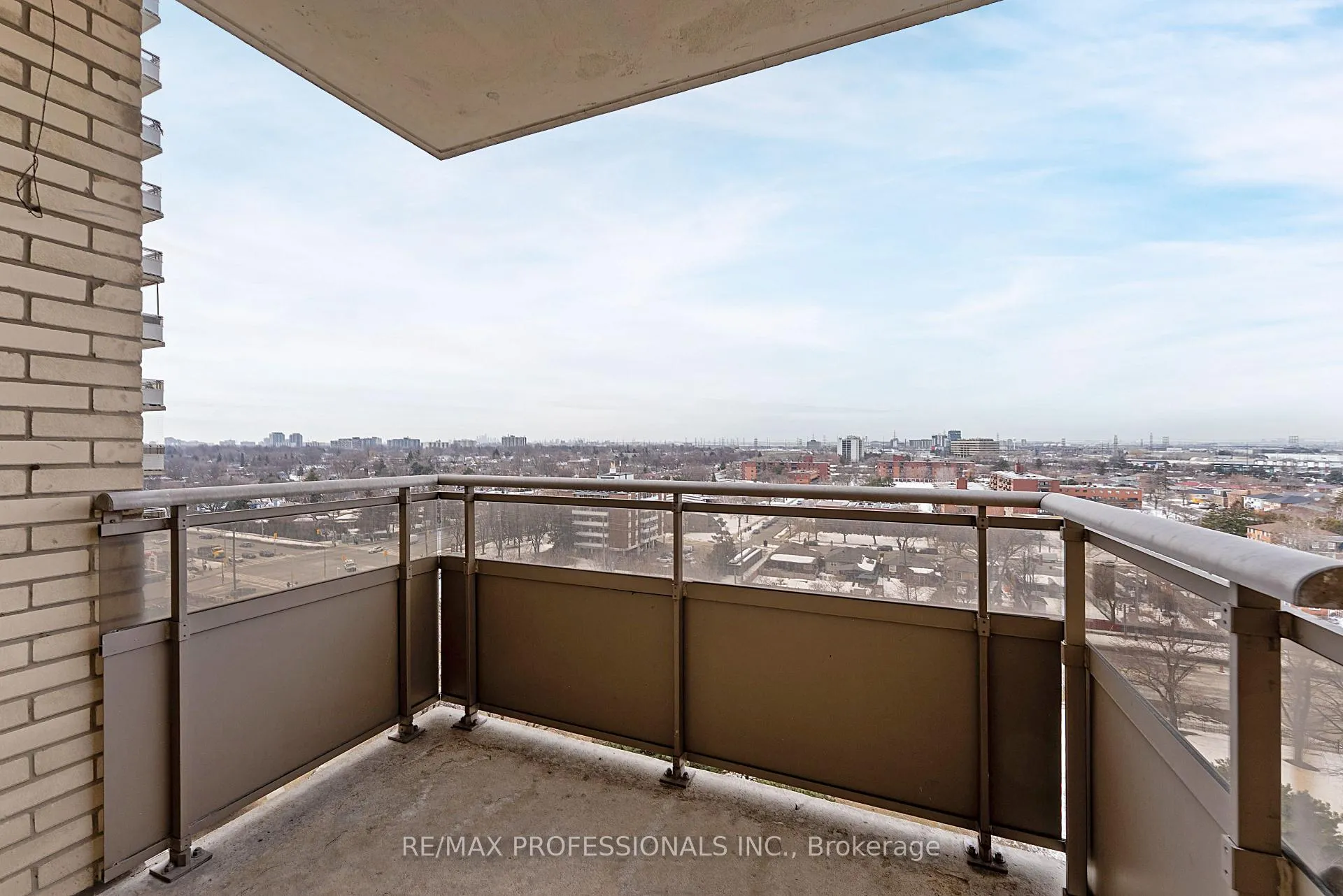 Photo 33 of Unit 1405, 390 Dixon Road, Etobicoke, Kingsview Village-The Westway — HOMEH