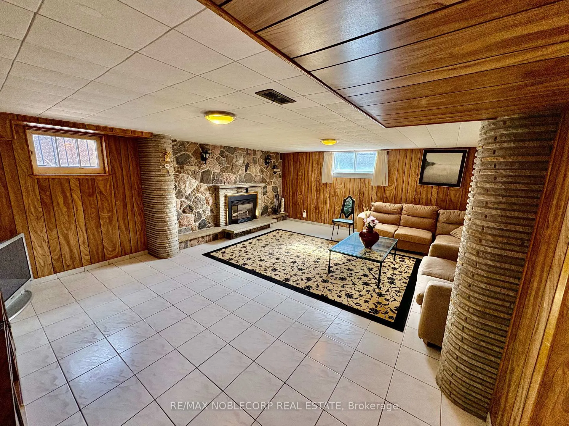 Photo 6 of 97 Travistock Road, North York, Downsview-Roding-CFB — HOMEH