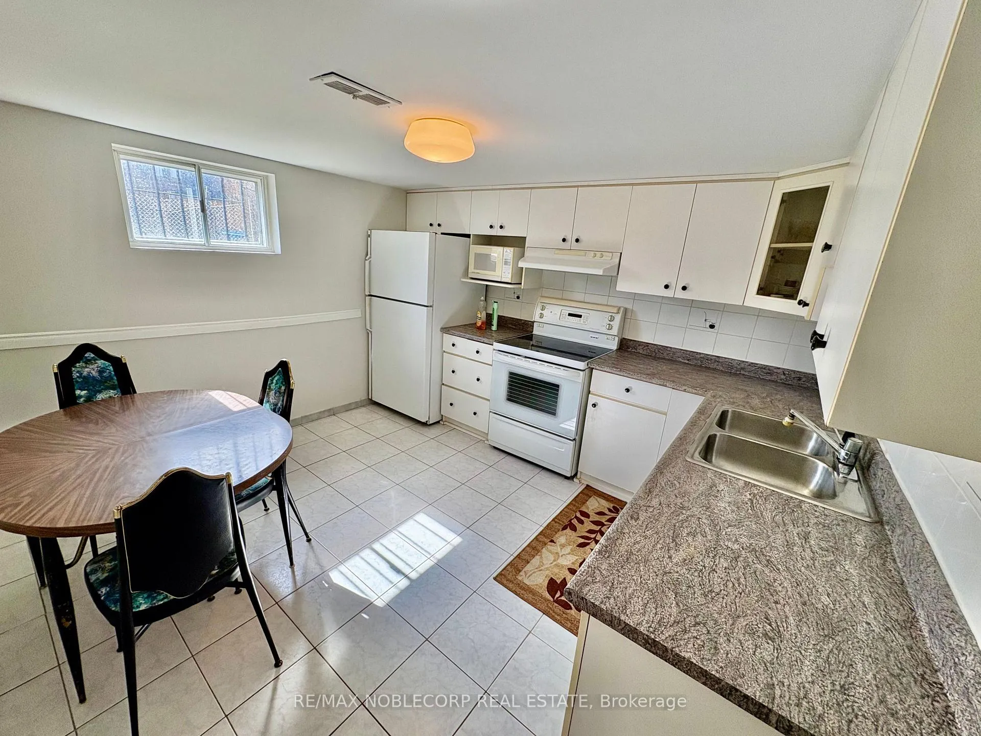 Photo 8 of 97 Travistock Road, North York, Downsview-Roding-CFB — HOMEH
