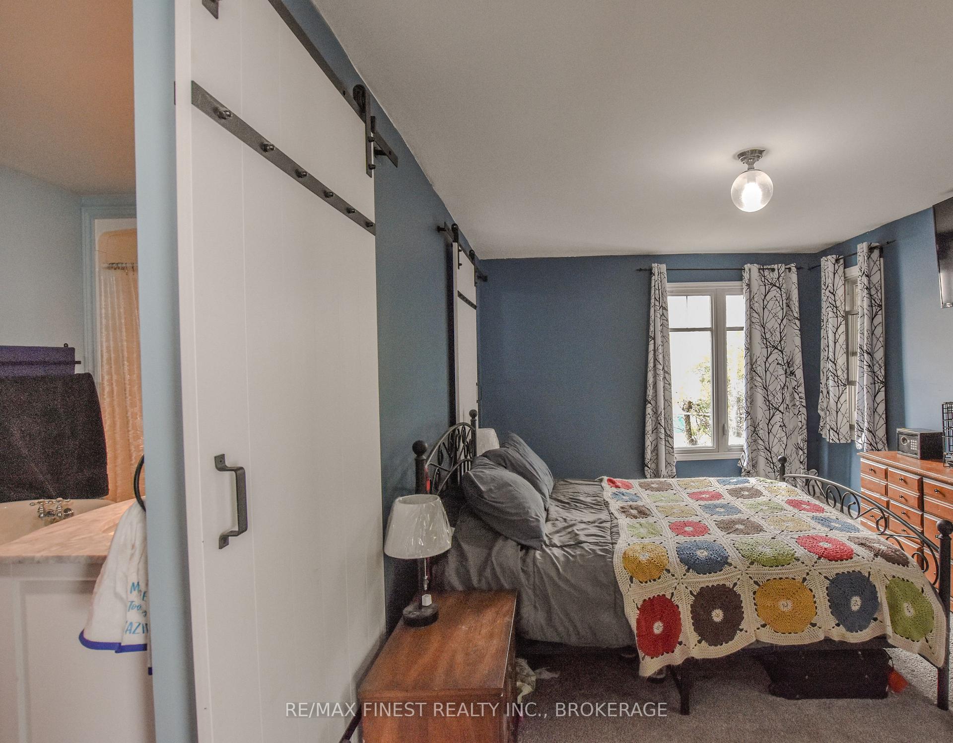 Photo 13 of 165 Phillips Street, Kingston, West of Sir John A. Blvd — HOMEH