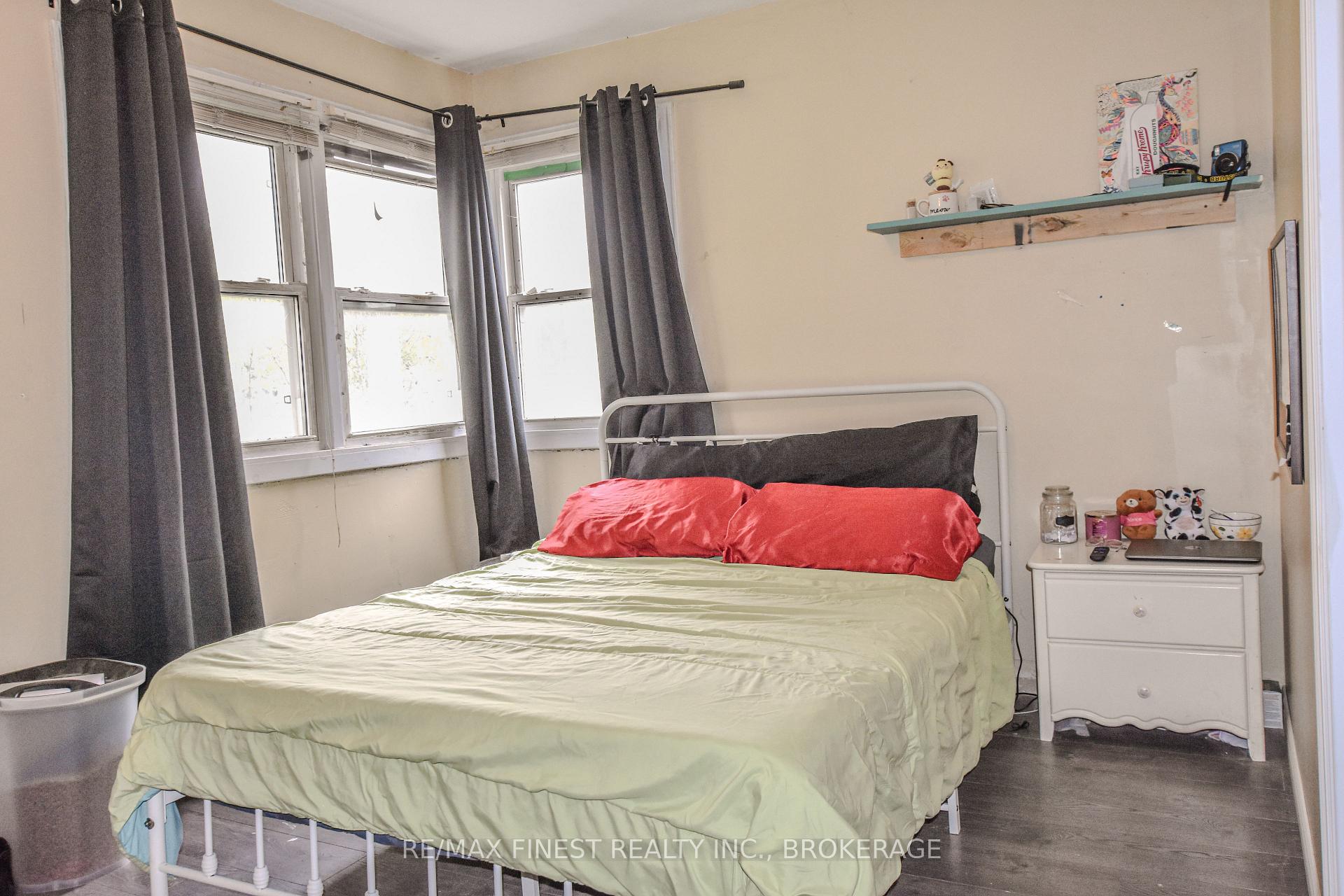 Photo 15 of 165 Phillips Street, Kingston, West of Sir John A. Blvd — HOMEH