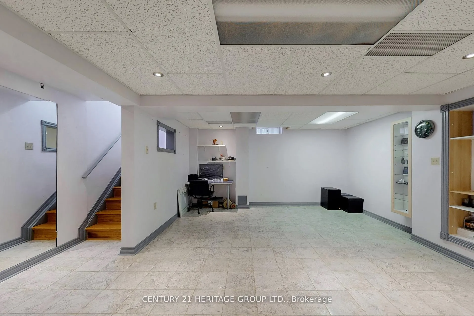 Photo 24 of 4 Sunnyvale Gate, Brampton, Bramalea North Industrial — HOMEH