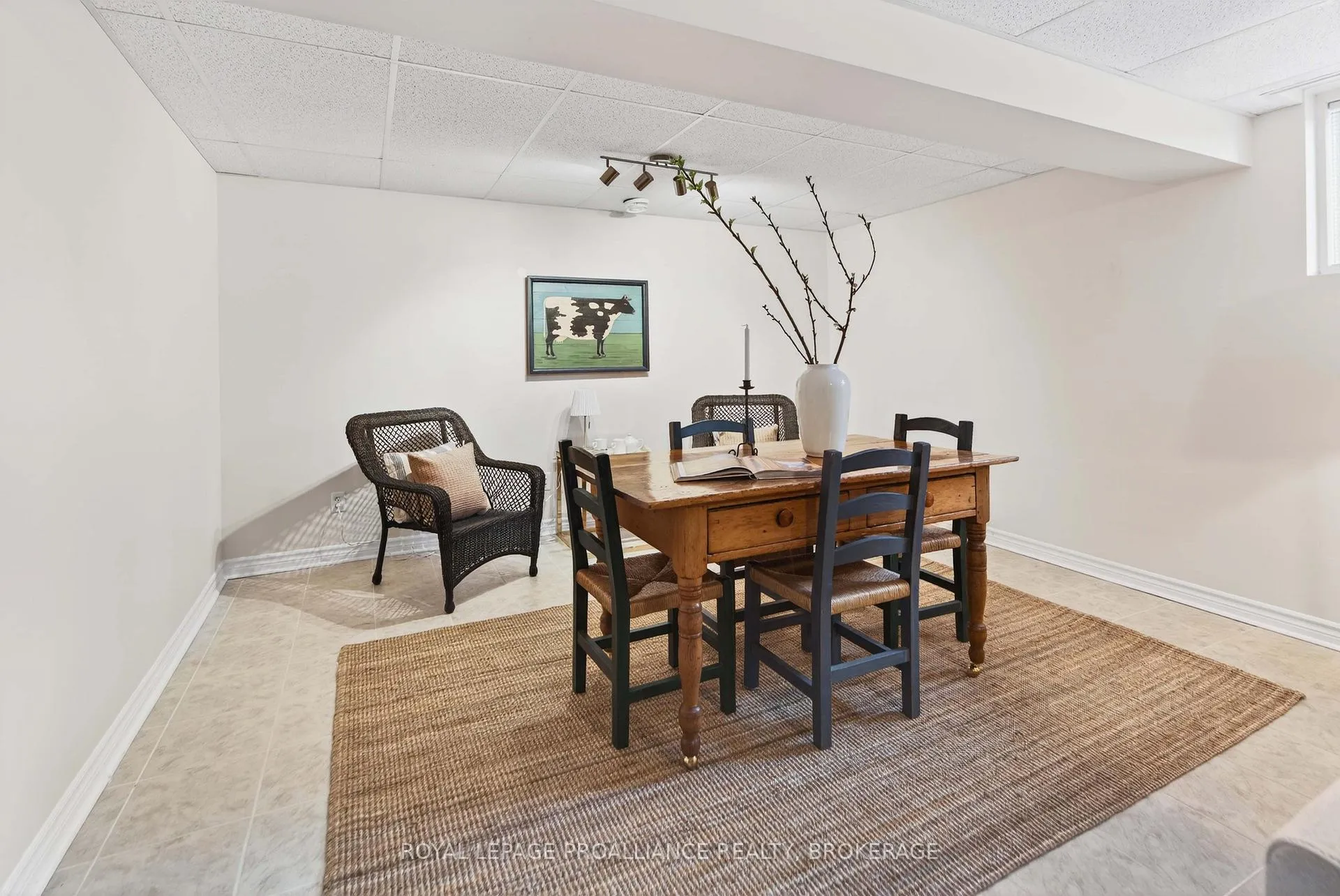 Photo 36 of 25 George Street E, Westport — HOMEH