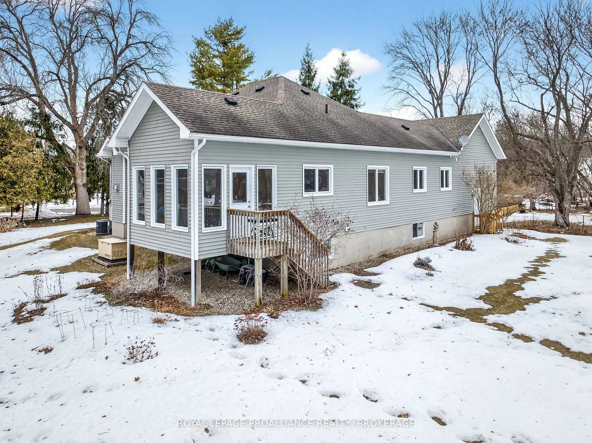 Photo 46 of 25 George Street E, Westport — HOMEH