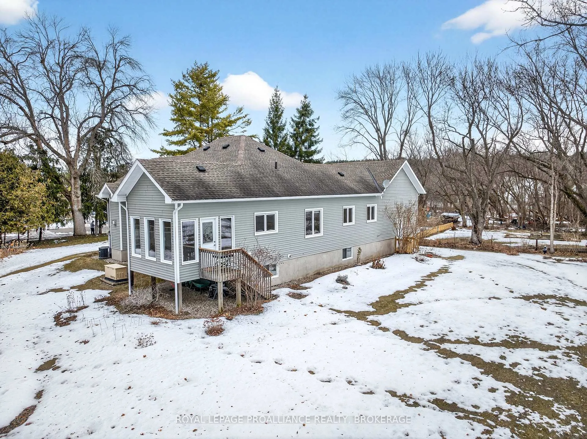 Photo 49 of 25 George Street E, Westport — HOMEH