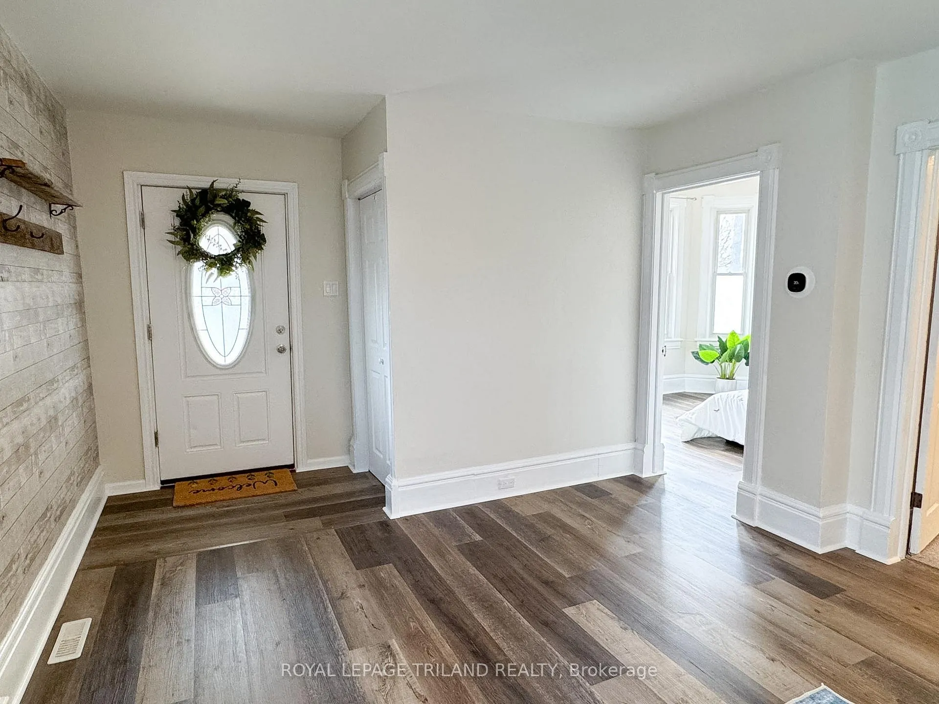 Photo 11 of Unit Main, 42 Erie Street, St. Thomas — HOMEH