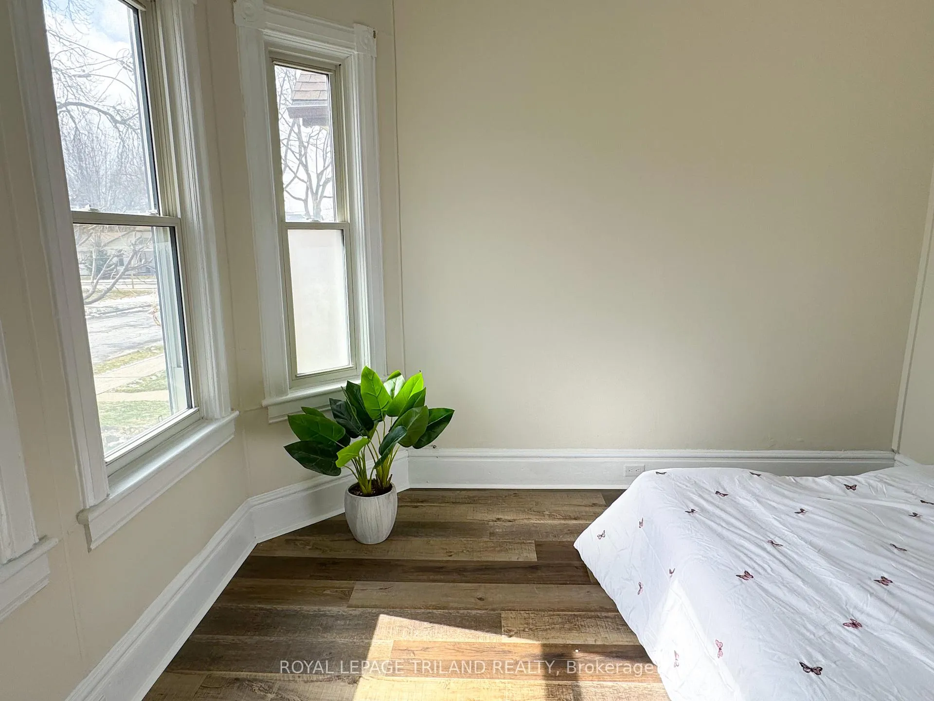 Photo 14 of Unit Main, 42 Erie Street, St. Thomas — HOMEH