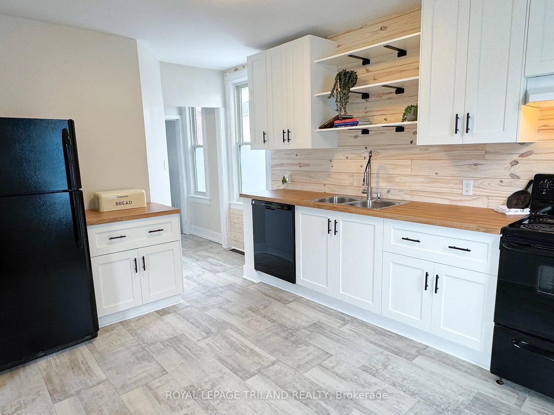 Photo 20 of Unit Main, 42 Erie Street, St. Thomas — HOMEH