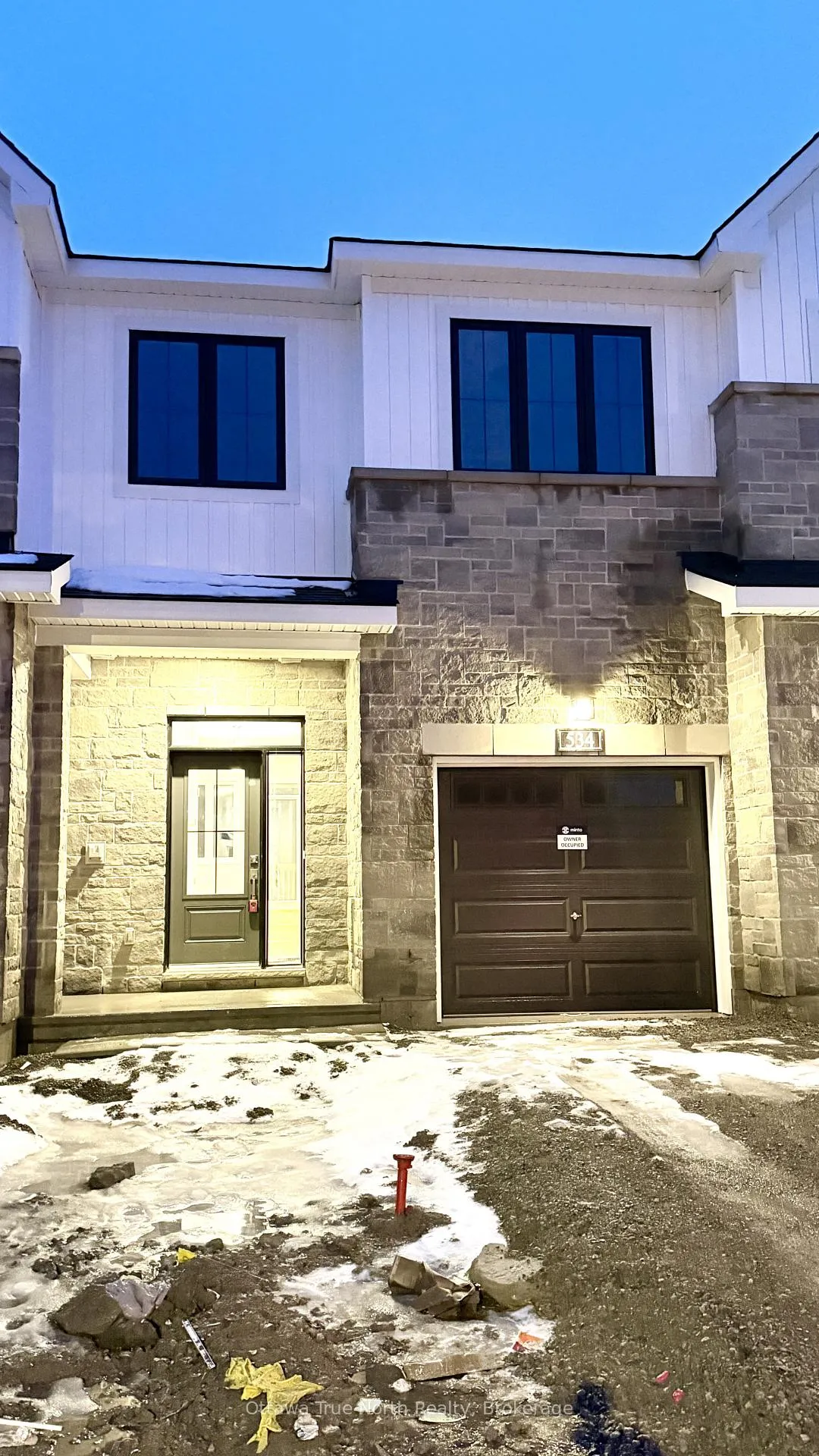 Photo 1 of 534 Ingenuity Row, Ottawa, Kanata - Morgan's Grant/South March — HOMEH