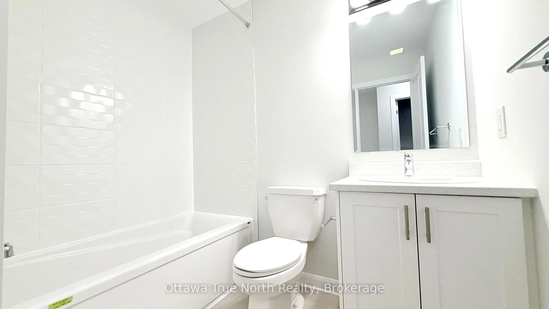 Photo 11 of 534 Ingenuity Row, Ottawa, Kanata - Morgan's Grant/South March — HOMEH