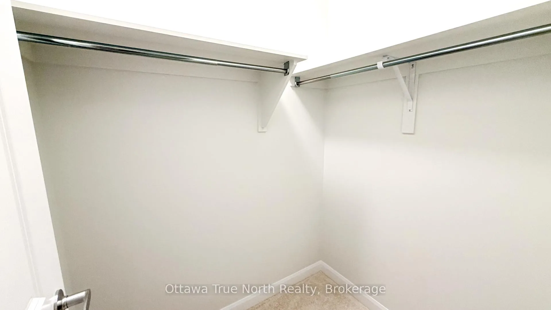 Photo 15 of 534 Ingenuity Row, Ottawa, Kanata - Morgan's Grant/South March — HOMEH