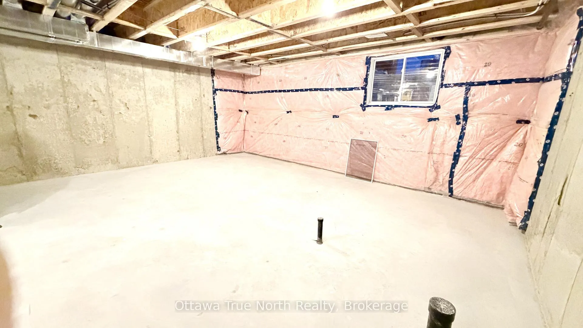 Photo 19 of 534 Ingenuity Row, Ottawa, Kanata - Morgan's Grant/South March — HOMEH