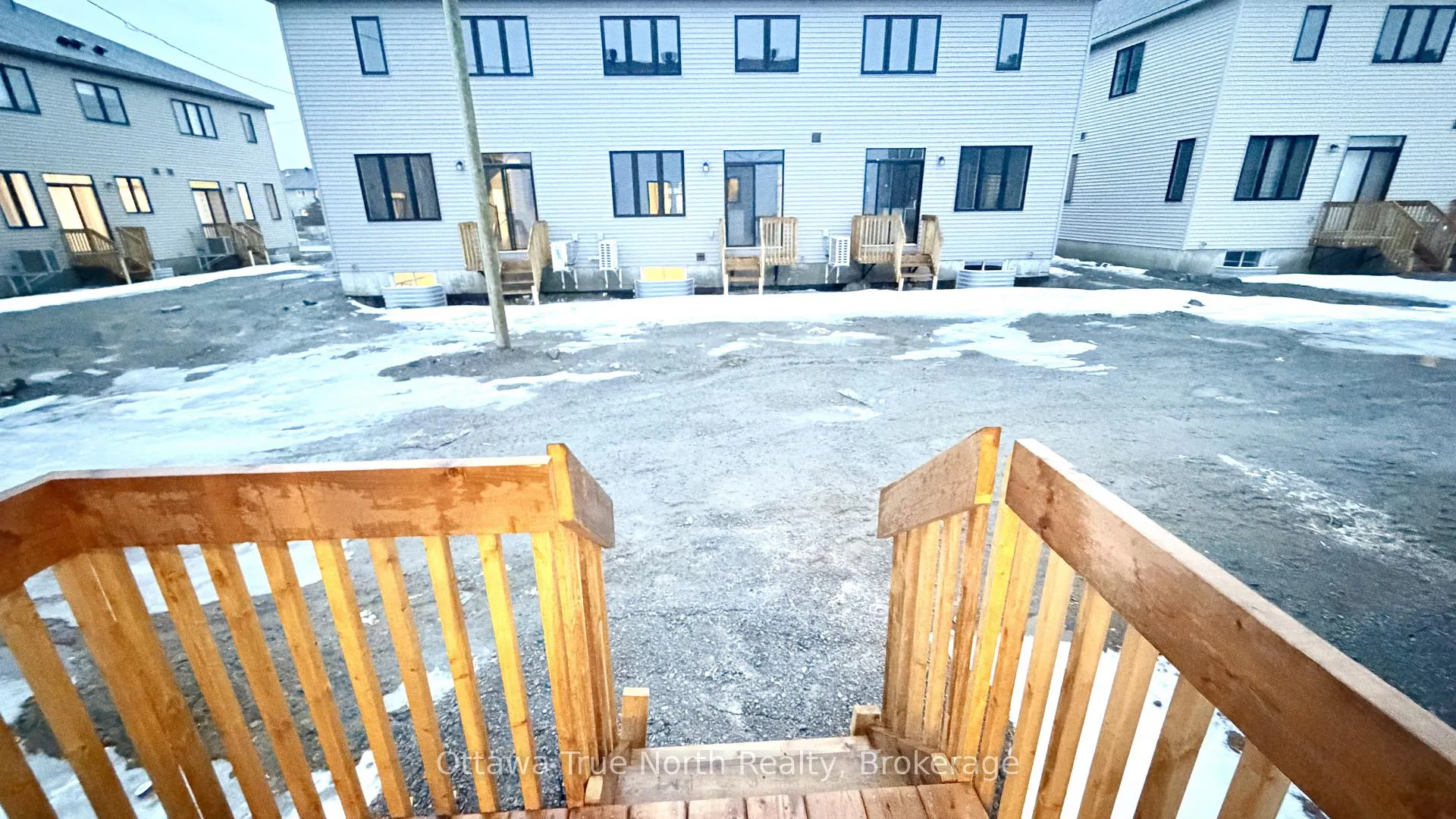 Photo 21 of 534 Ingenuity Row, Ottawa, Kanata - Morgan's Grant/South March — HOMEH