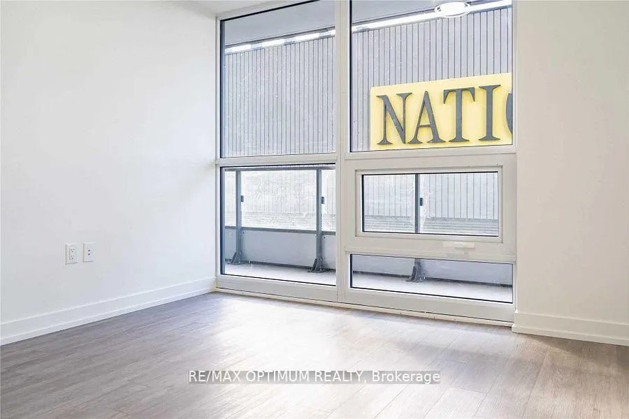 Front of Unit 2304, 395 Bloor Street