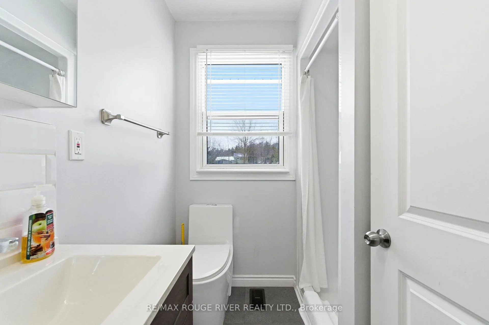 Photo 52 of 9 Cedar Street, Cramahe, Colborne — HOMEH