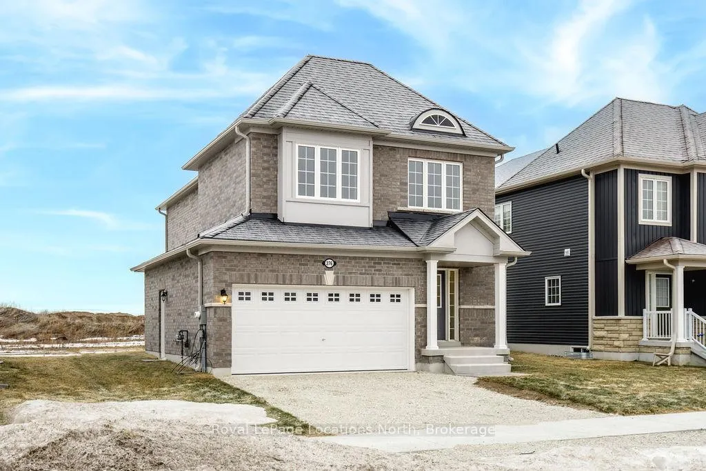 Photo 2 of 276 Springfield Crescent, Clearview, Stayner — HOMEH