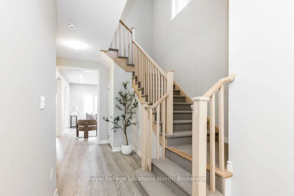 Photo 4 of 276 Springfield Crescent, Clearview, Stayner — HOMEH