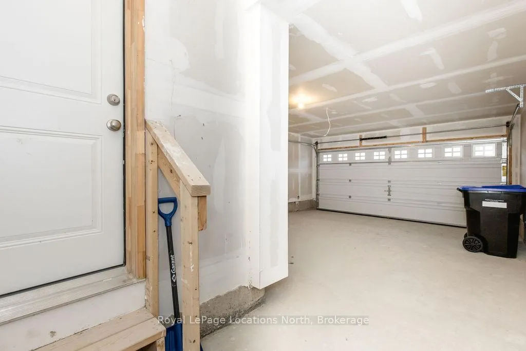 Photo 6 of 276 Springfield Crescent, Clearview, Stayner — HOMEH