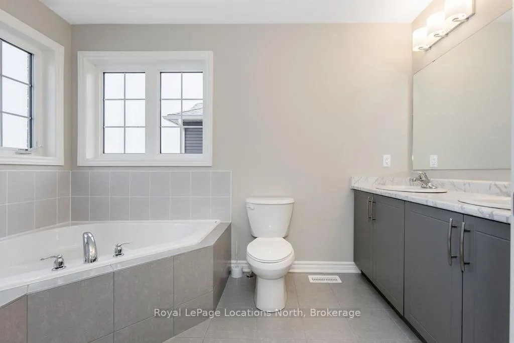 Photo 30 of 276 Springfield Crescent, Clearview, Stayner — HOMEH