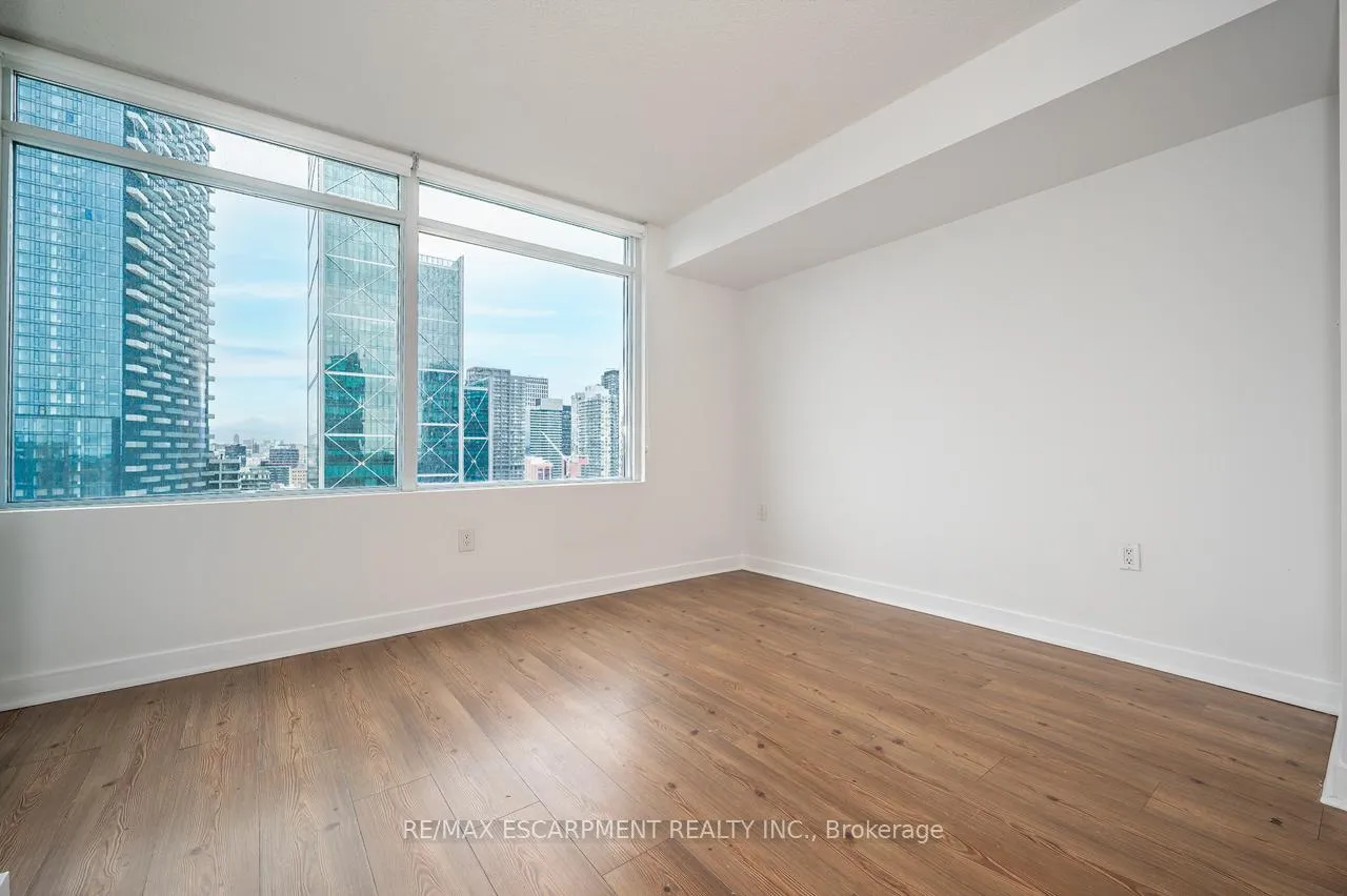 Photo 9 of Unit 2501, 25 Telegram Mews, Toronto, Waterfront Communities — HOMEH