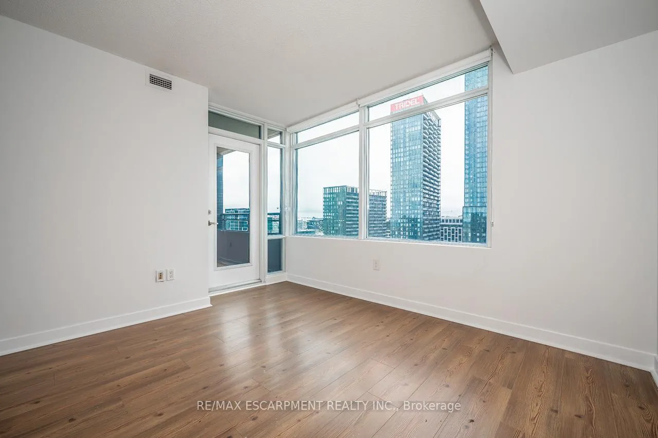 Photo 10 of Unit 2501, 25 Telegram Mews, Toronto, Waterfront Communities — HOMEH