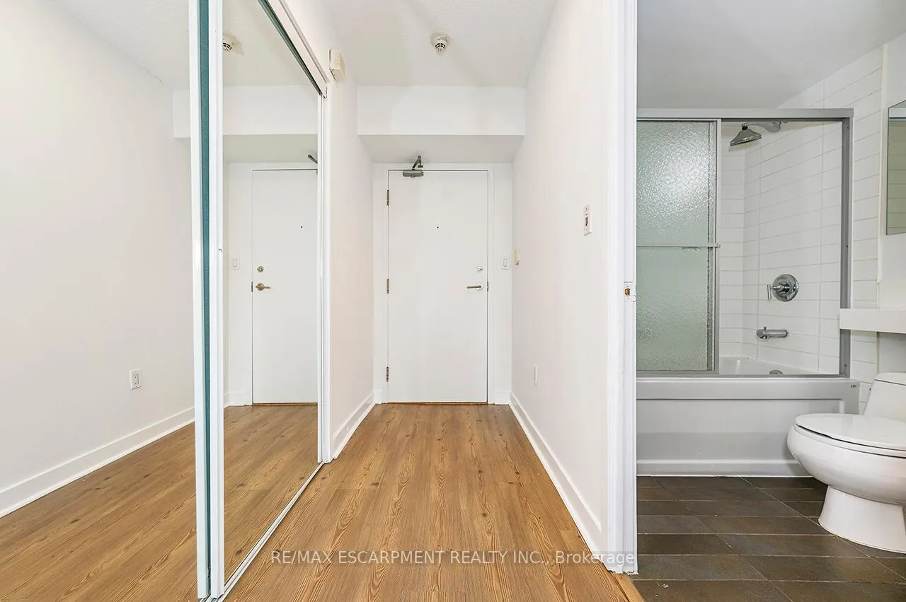 Photo 28 of Unit 2501, 25 Telegram Mews, Toronto, Waterfront Communities — HOMEH