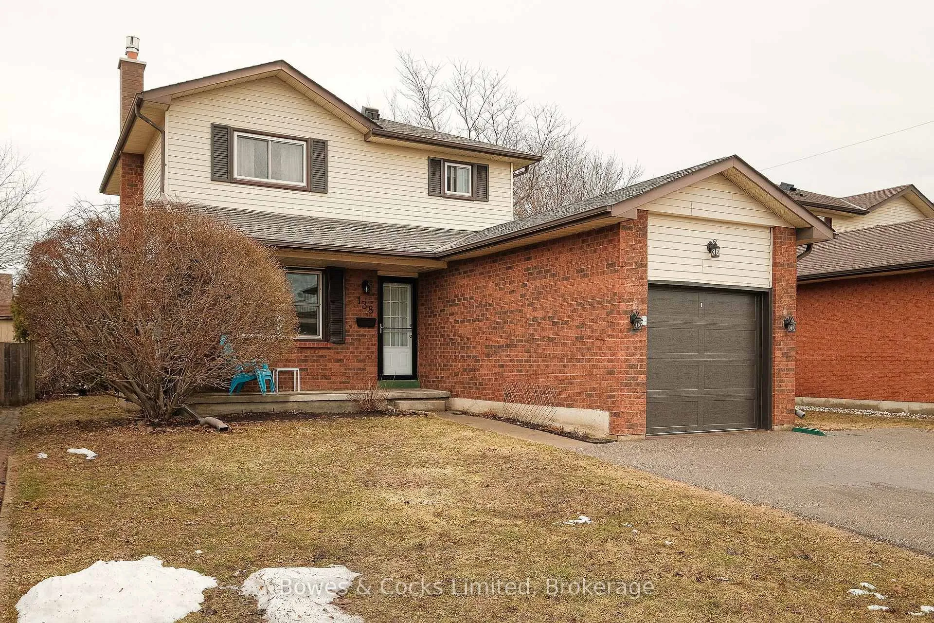 Photo 29 of 138 Seneca Avenue, Oshawa, Samac — HOMEH