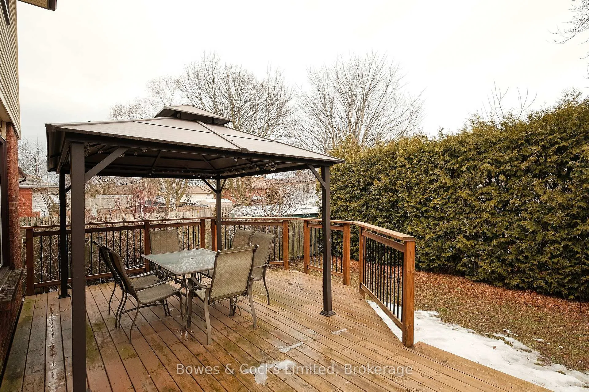 Photo 34 of 138 Seneca Avenue, Oshawa, Samac — HOMEH