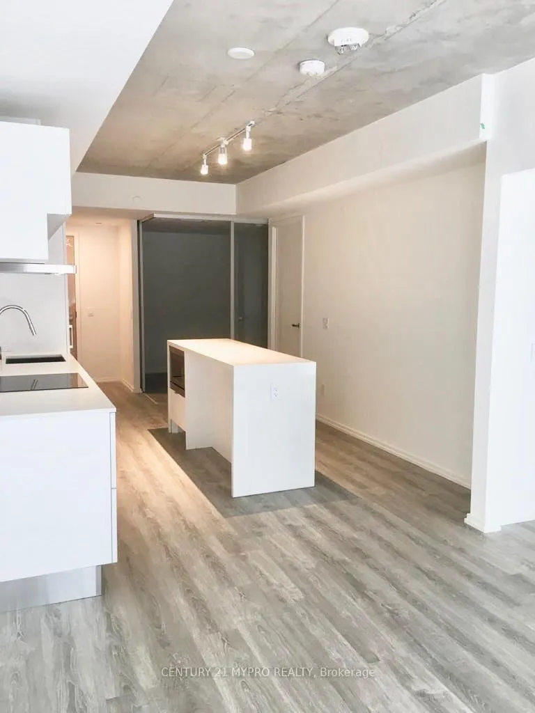 Photo 10 of Unit 601, 5 Soudan Avenue, Toronto, Mount Pleasant West — HOMEH