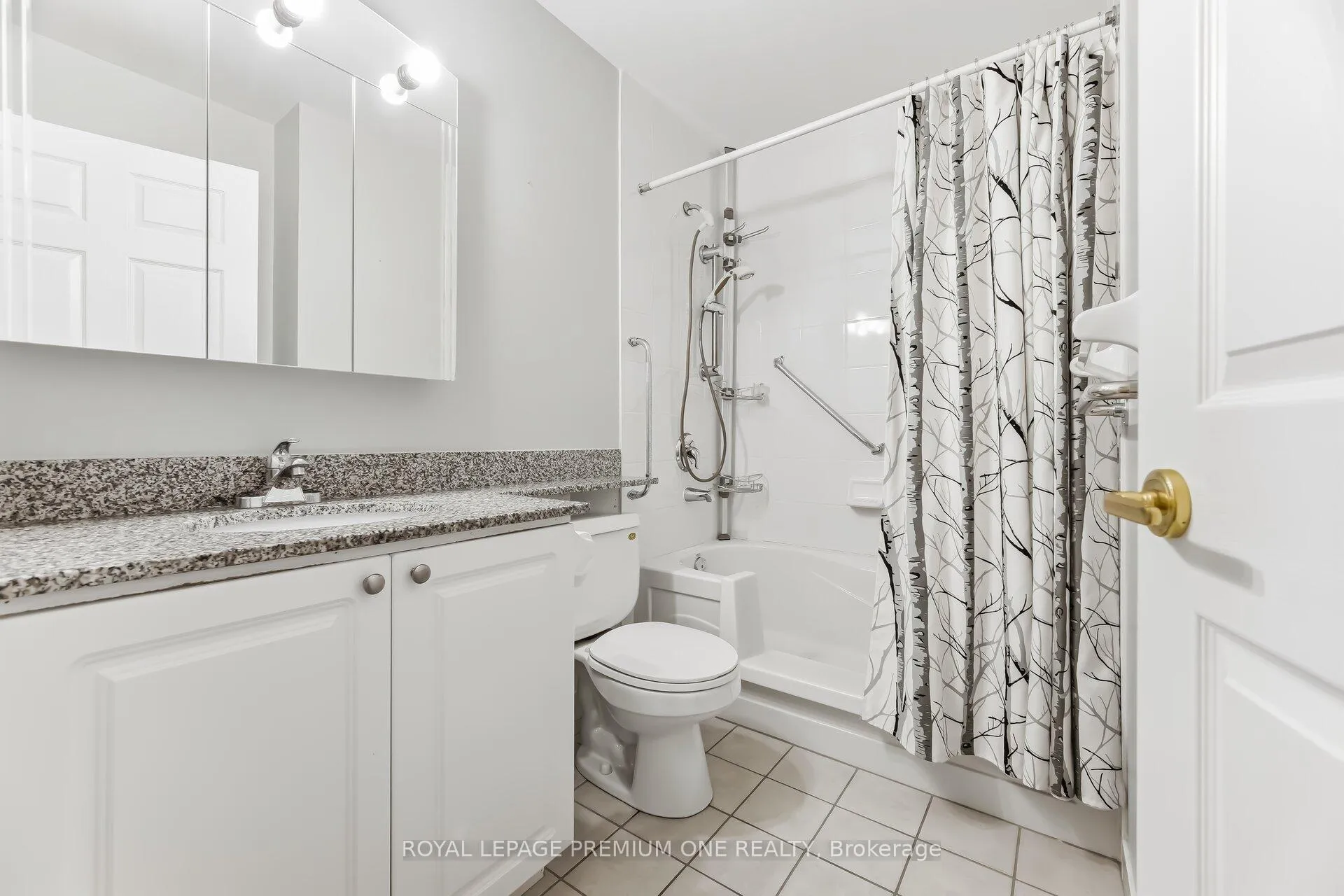 Photo 17 of Unit 108, 55 Via Rosedale, Brampton, Sandringham-Wellington — HOMEH