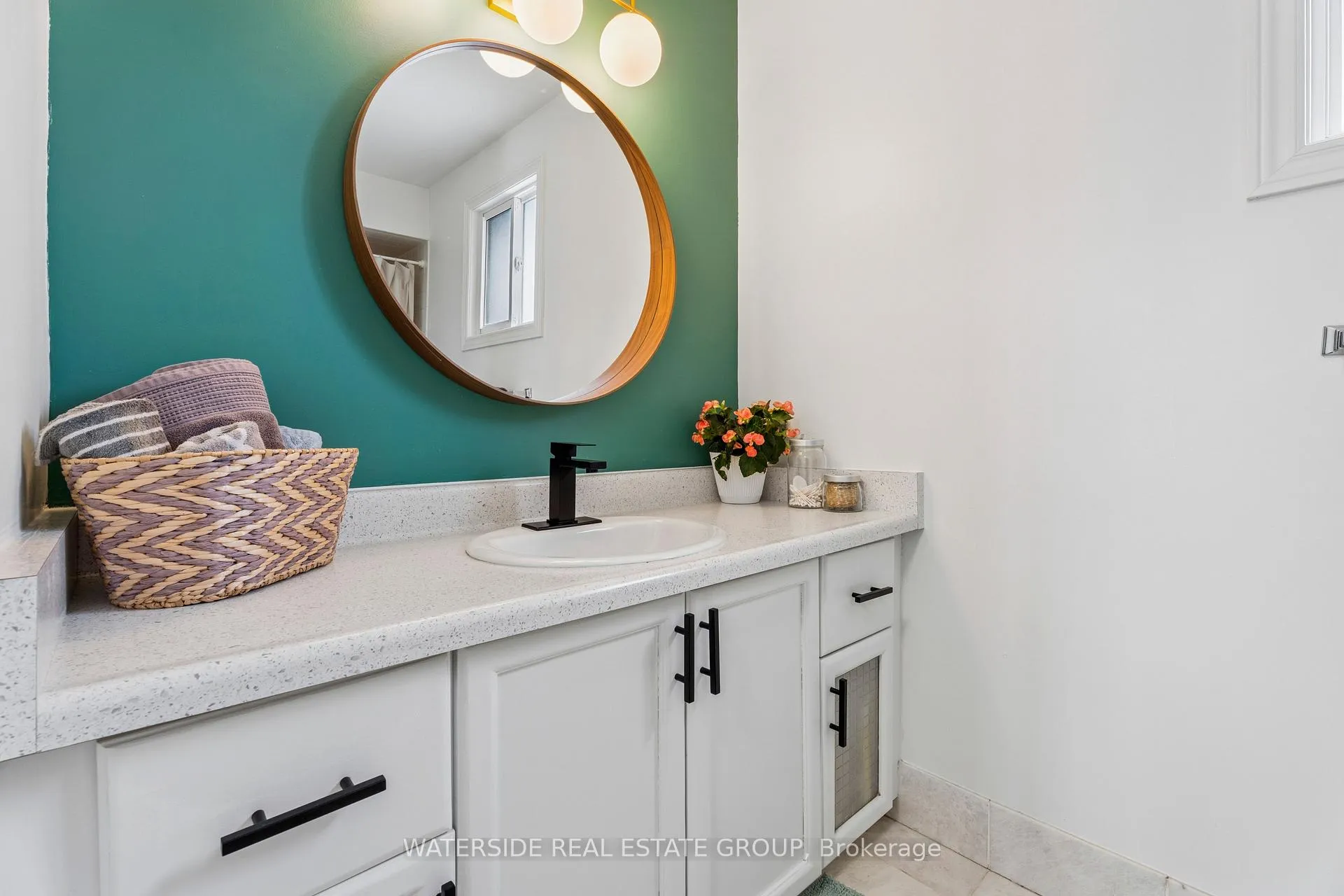 Photo 24 of 18 Marisa Court, Hamilton, Crerar — HOMEH