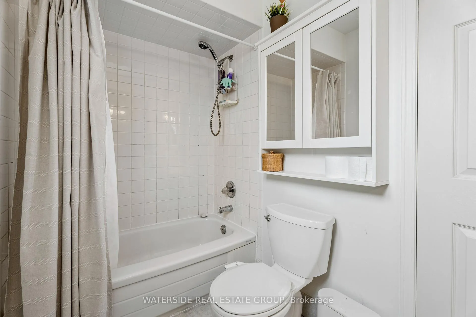 Photo 26 of 18 Marisa Court, Hamilton, Crerar — HOMEH