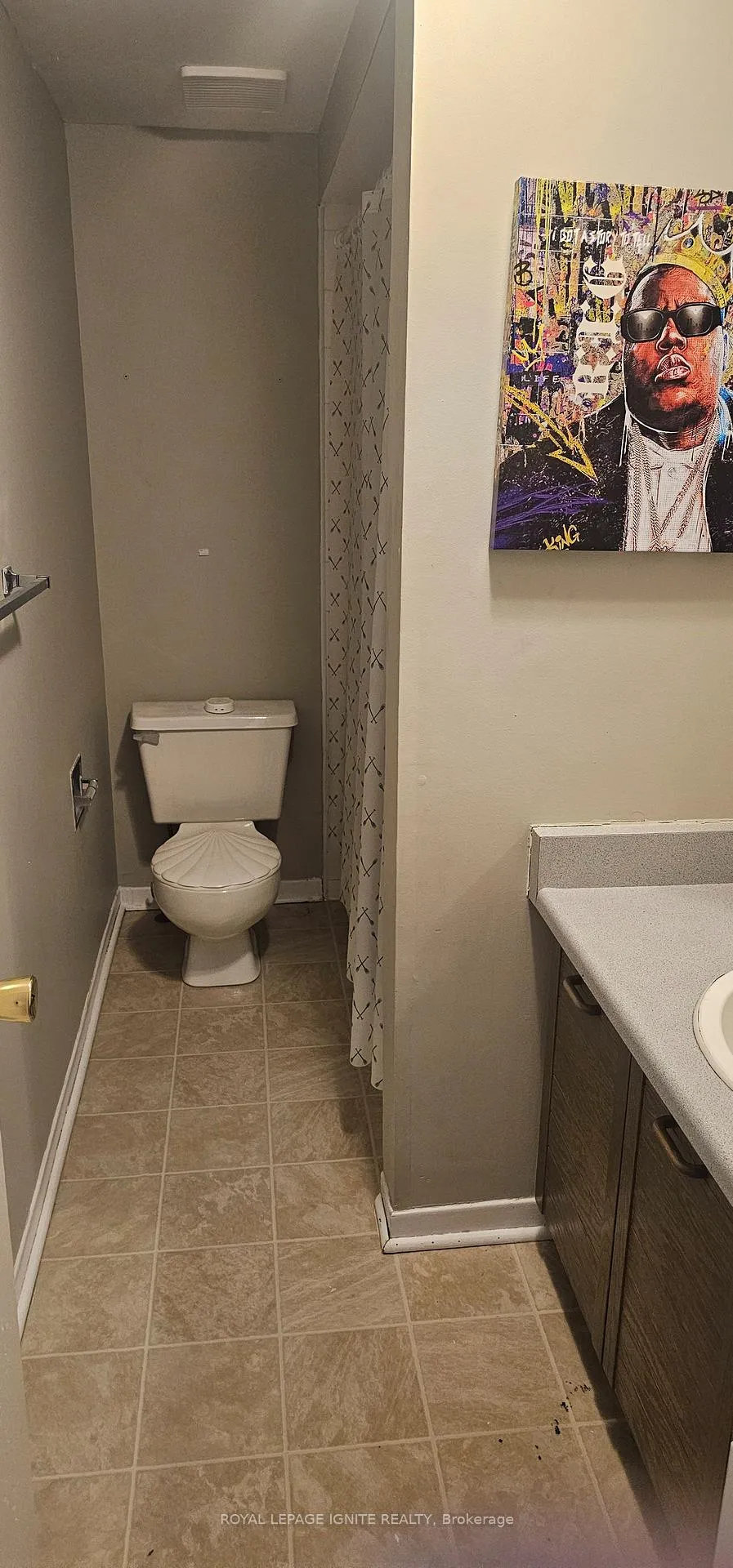 Photo 11 of 5 Yorkville Drive, Clarington, Courtice — HOMEH