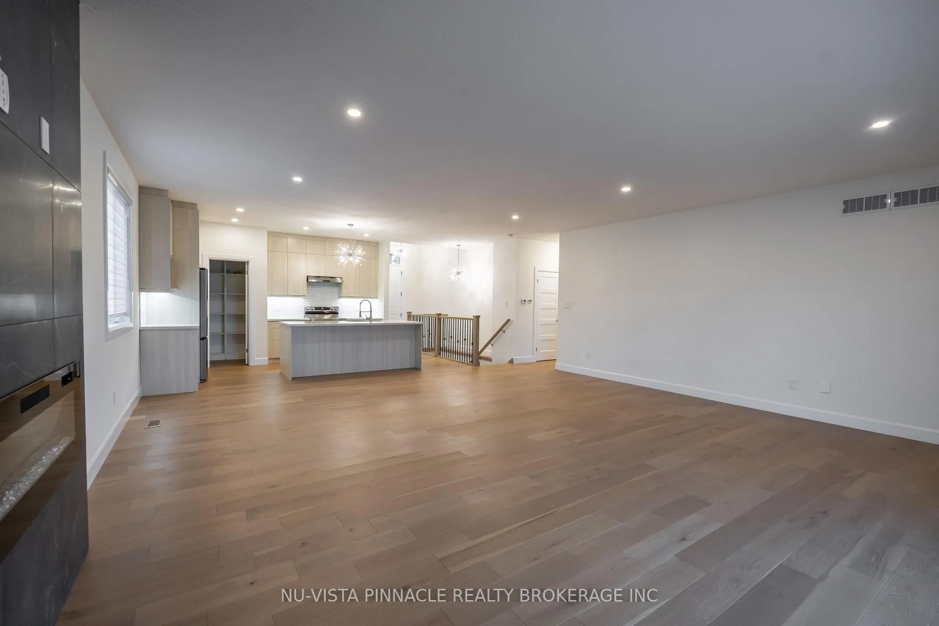 Photo 8 of 280 Stathis Boulevard, Sarnia — HOMEH