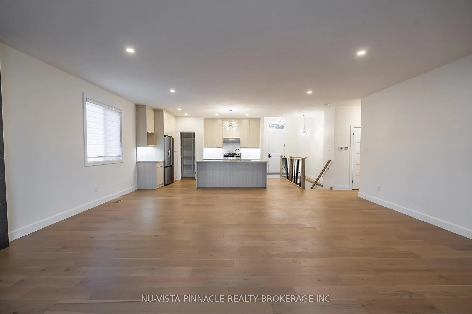 Photo 9 of 280 Stathis Boulevard, Sarnia — HOMEH