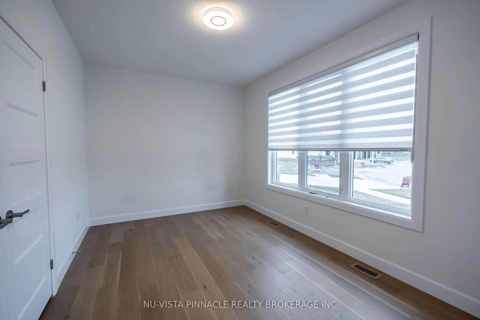 Photo 17 of 280 Stathis Boulevard, Sarnia — HOMEH