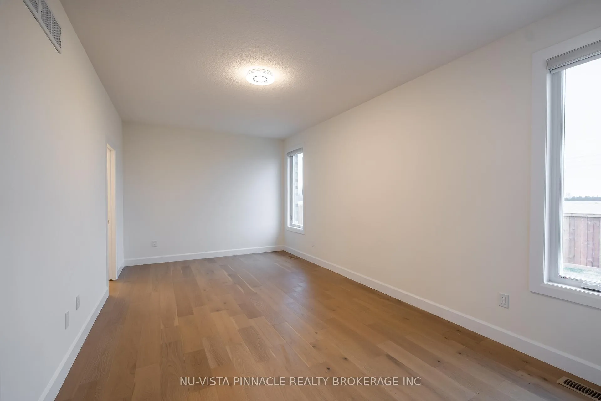 Photo 19 of 280 Stathis Boulevard, Sarnia — HOMEH