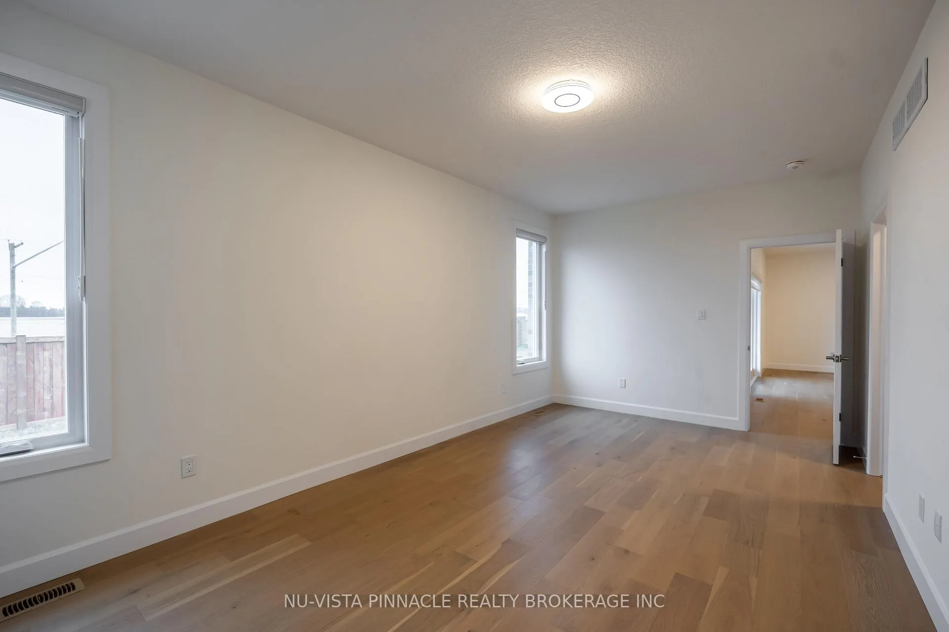 Photo 20 of 280 Stathis Boulevard, Sarnia — HOMEH