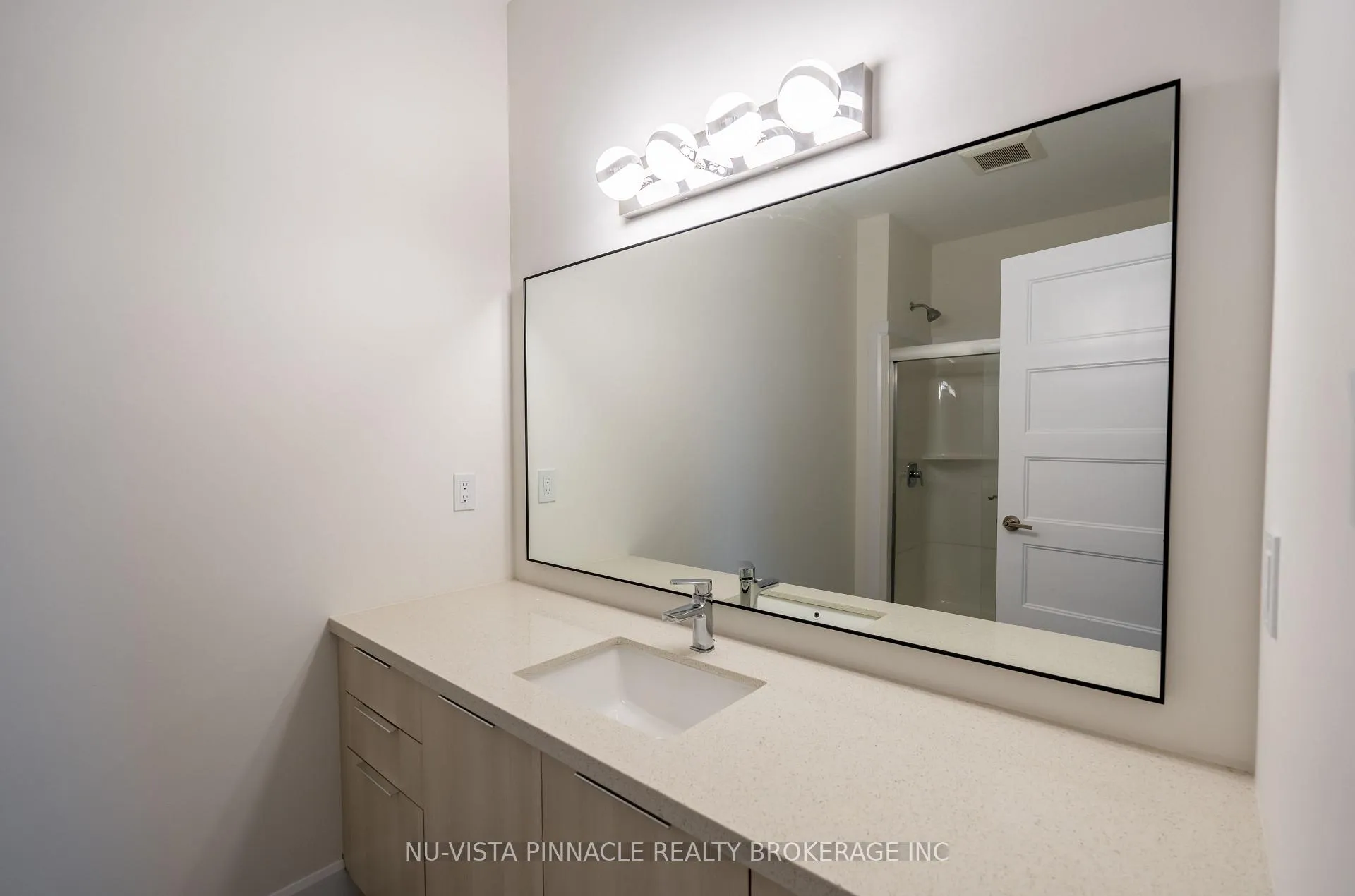 Photo 21 of 280 Stathis Boulevard, Sarnia — HOMEH