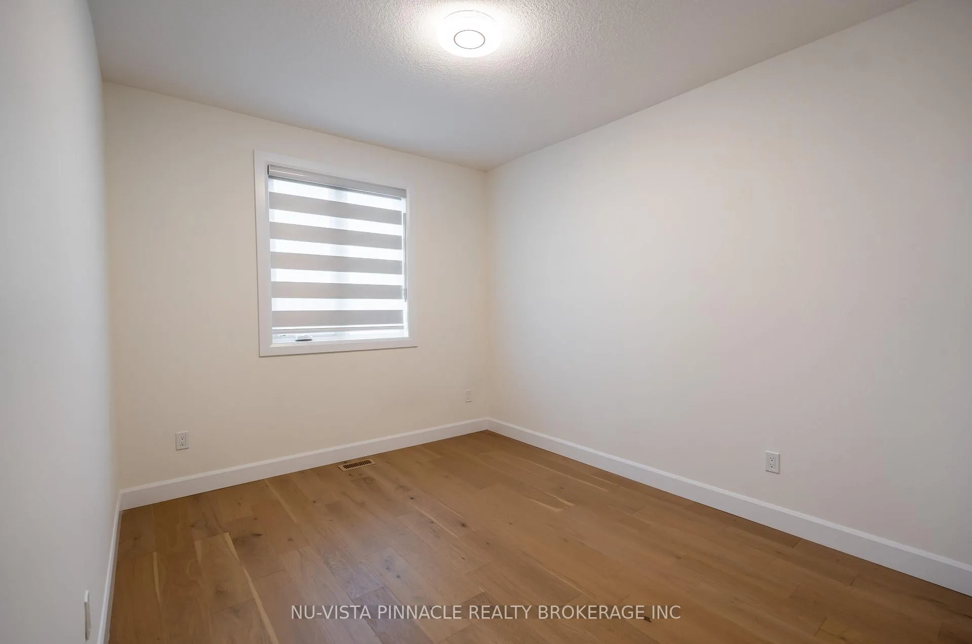 Photo 24 of 280 Stathis Boulevard, Sarnia — HOMEH