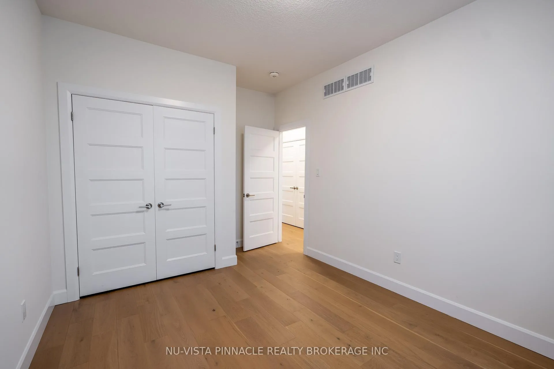 Photo 25 of 280 Stathis Boulevard, Sarnia — HOMEH