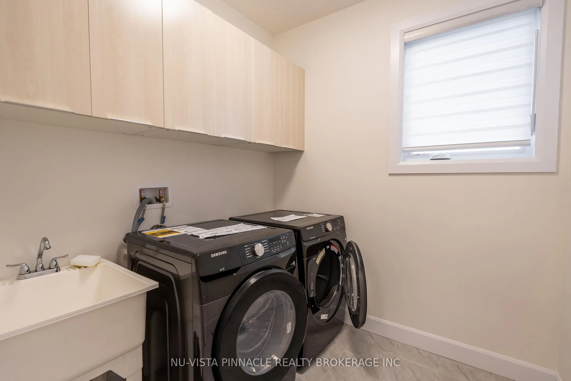Photo 27 of 280 Stathis Boulevard, Sarnia — HOMEH
