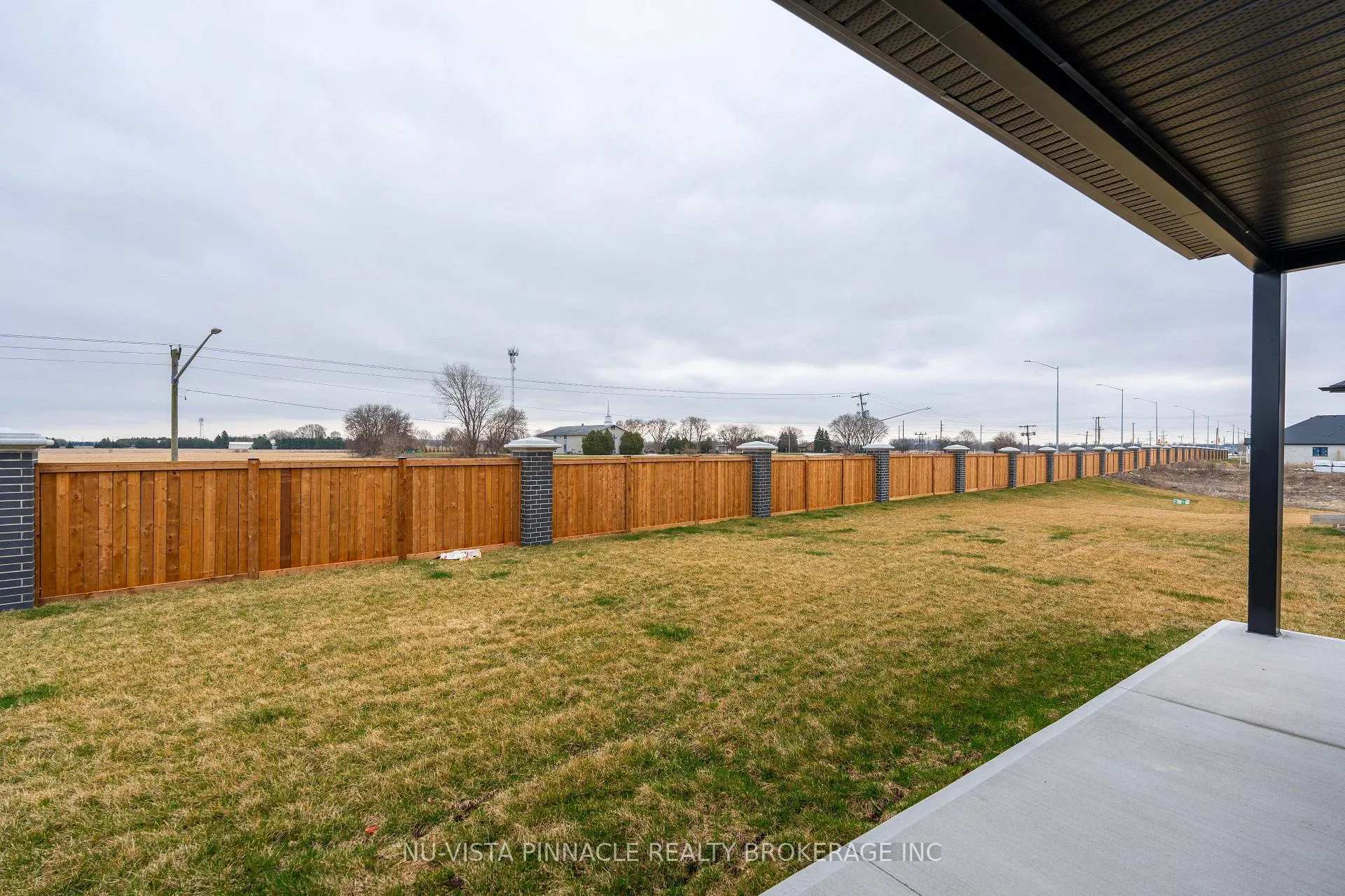 Photo 39 of 280 Stathis Boulevard, Sarnia — HOMEH