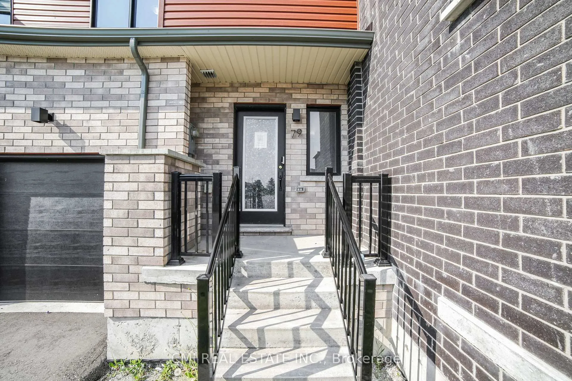 Photo 5 of 79 Gateland Drive, Barrie, Painswick South — HOMEH